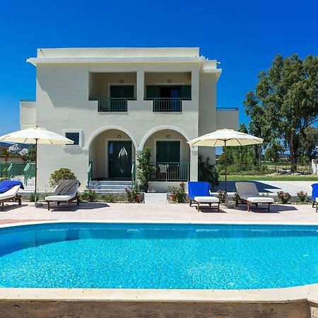 Villa Kampos Vanato エクステリア 写真