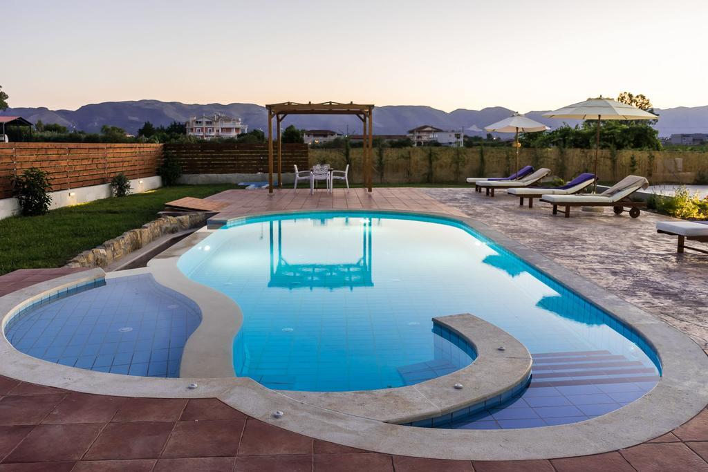 Villa Kampos Vanato エクステリア 写真